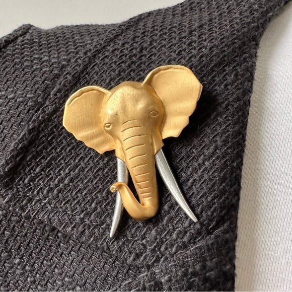 Costume Gold Silver Elephant Head Brooche - Picture 8 of 8